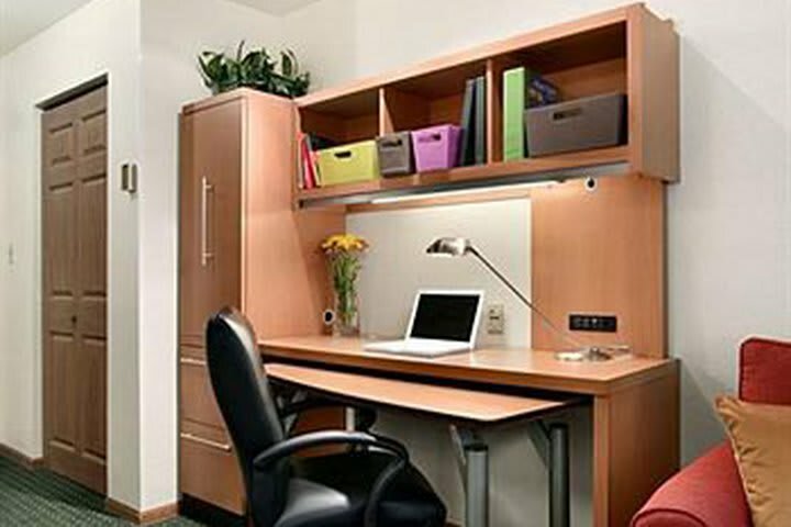 Hotel Towneplace Suites By Marriott Brookfield