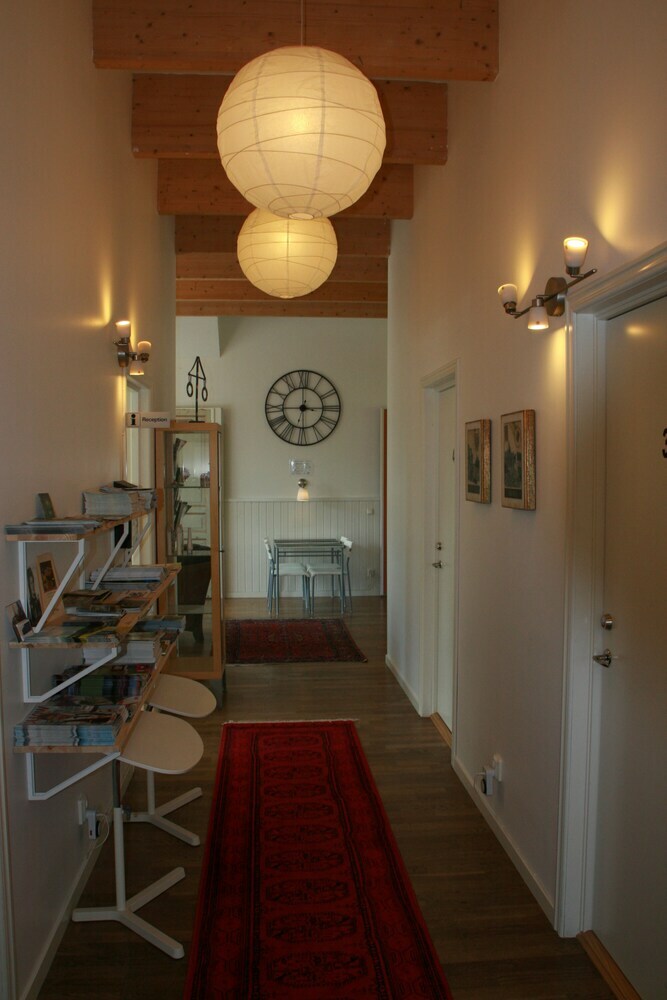 Hallands�sen Hostel & B&B