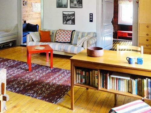 Four-bedroom Holiday Home In �lmhult