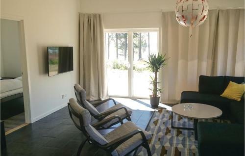Two-bedroom Holiday Home In Bjuraker