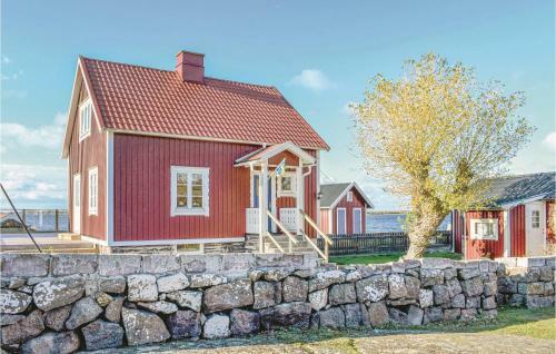 Three-bedroom Holiday Home In Torhamn