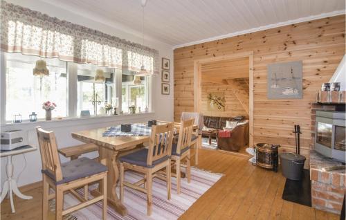 Holiday Home Grums With A Fireplace 05