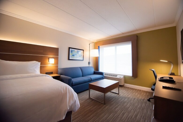 Holiday Inn Express Hotel & Suites Williamsport