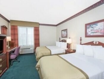 Hotel Baymont Inn And Suites Jonesboro