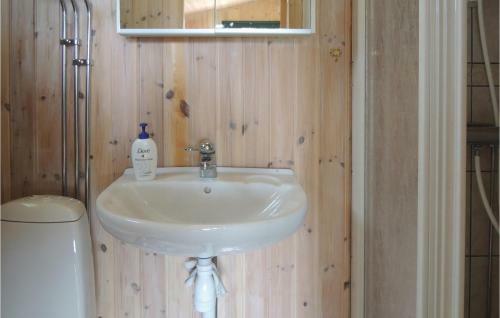 Three-bedroom Holiday Home In Liatorp