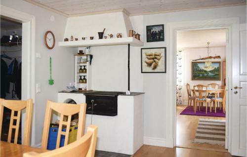 Three-bedroom Holiday Home In Korsberga
