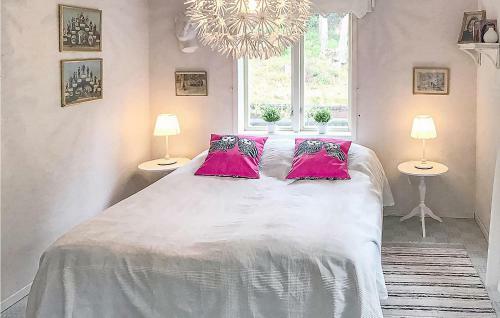 Three-bedroom Holiday Home In Hultsfred