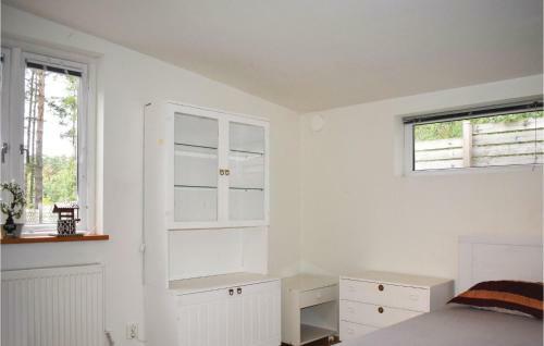 Four-bedroom Holiday Home In Sjobo