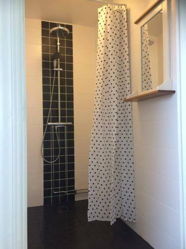 Bed & Breakfast G�rden Mellan Slotten