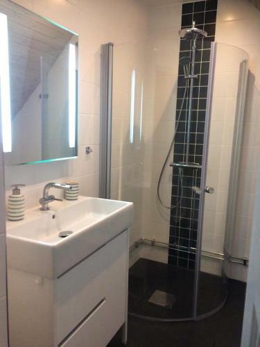 Bed & Breakfast G�rden Mellan Slotten