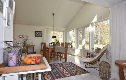 Two-bedroom Holiday Home In Lidkoping