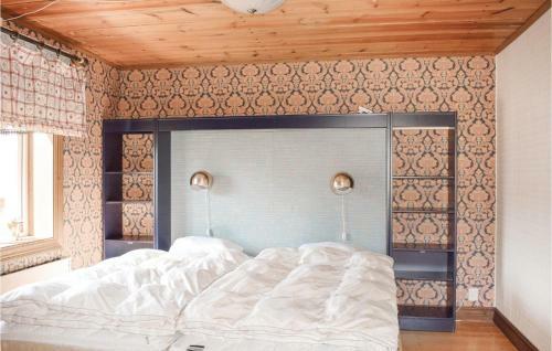 Two-bedroom Holiday Home In Lenhovda
