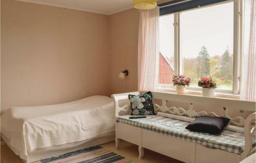 Three-bedroom Holiday Home In Almesboda