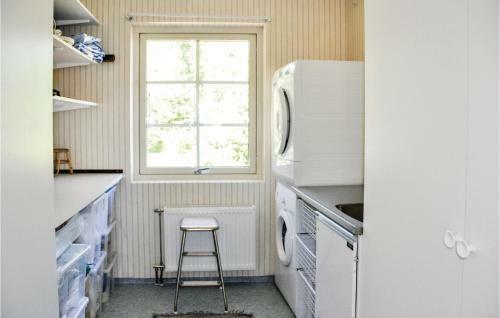 Five-bedroom Holiday Home In Saffle