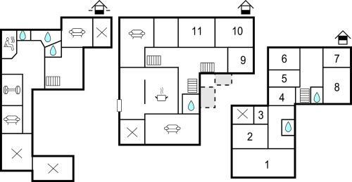Nine-bedroom Holiday Home In Linneryd