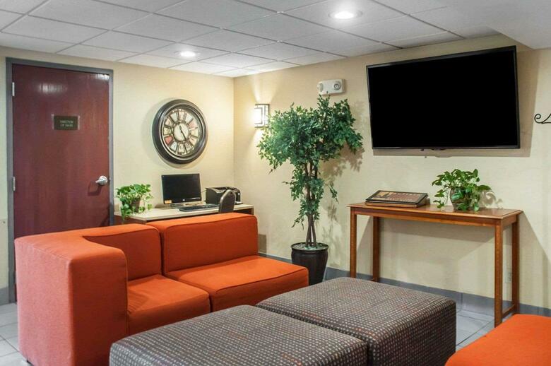 Hotel Comfort Inn University