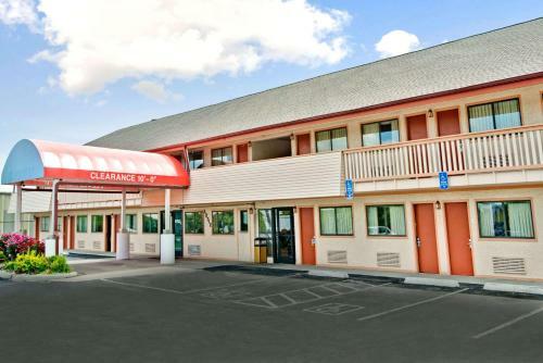 Hotel Days Inn Stadium East