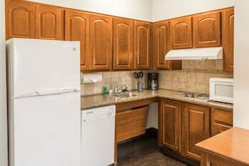Hotel Staybridge Suites Kansas City-independence