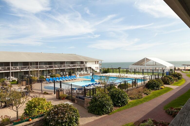 Hotel Red Jacket Beach Resort