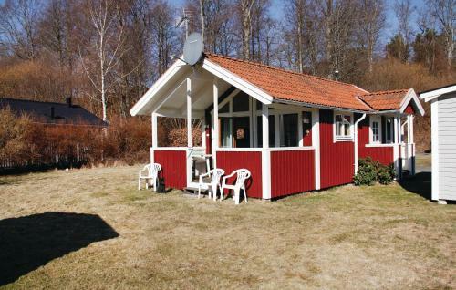 Two-bedroom Holiday Home In Karlshamn