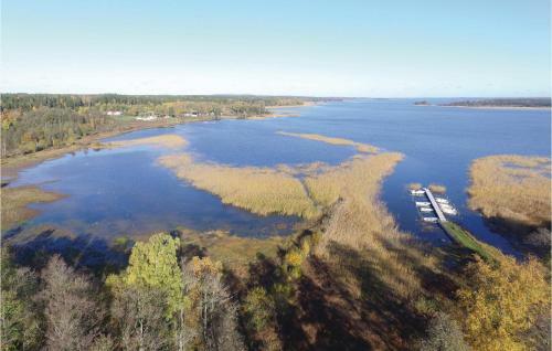 Three-bedroom Holiday Home In Varnamo