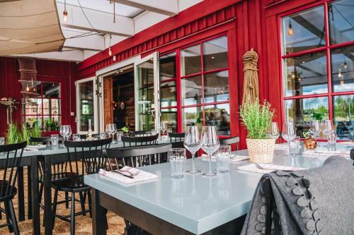 Hotel Skatans Caf� & Krog
