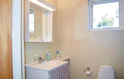 Three-bedroom Holiday Home In Ryd
