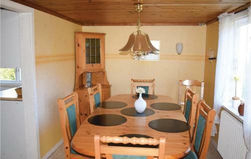 Holiday Home Olofshylte Hjorten L�nashult