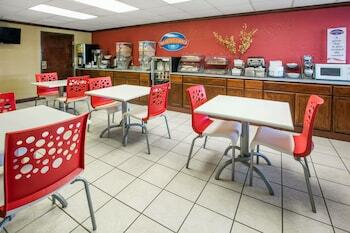 Hotel Baymont Inn And Suites Lawton