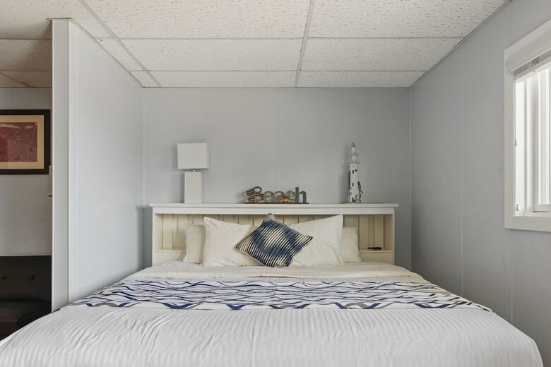 America's Best Value Inn Mt Royal Motel