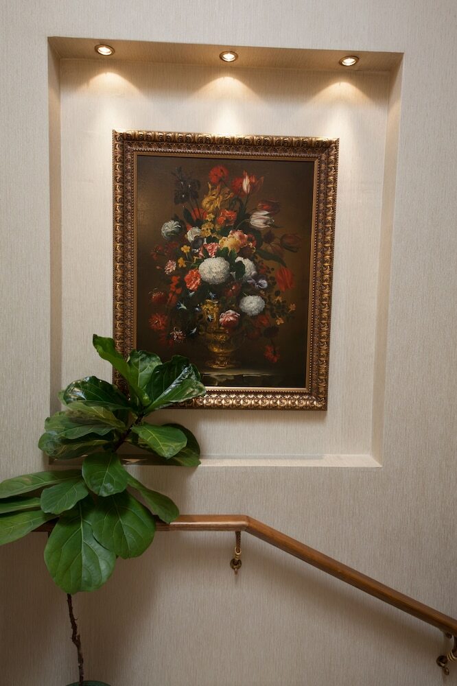 Grand Hotel London