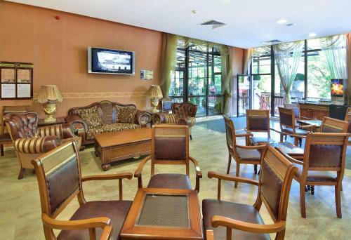 Hotel Estreya Palace