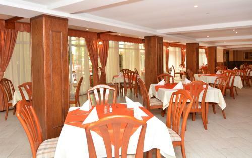 Hotel Estreya Palace