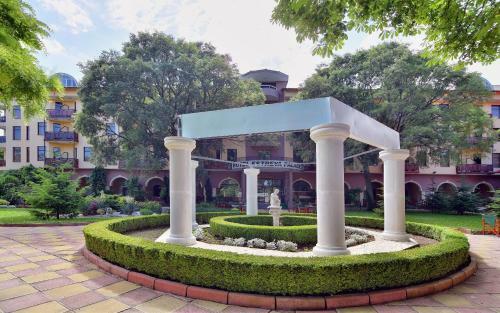 Hotel Estreya Palace