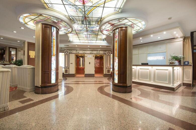 Hotel Downtown