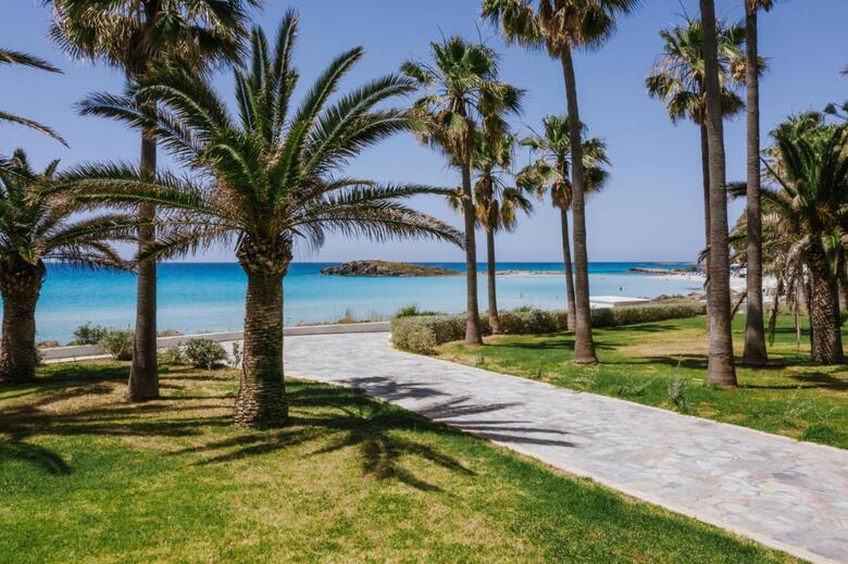 Hotel Nissi Beach