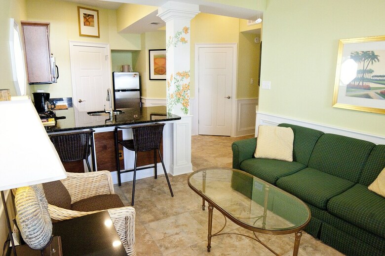 Hotel Desoto Beach Gardens