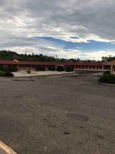 El Capitan Motel