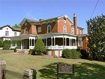 The Carriage House Inn B&B
