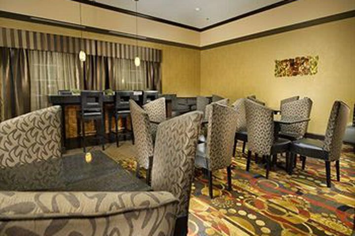 Hotel La Quinta Inn & Suites Denton - University Drive