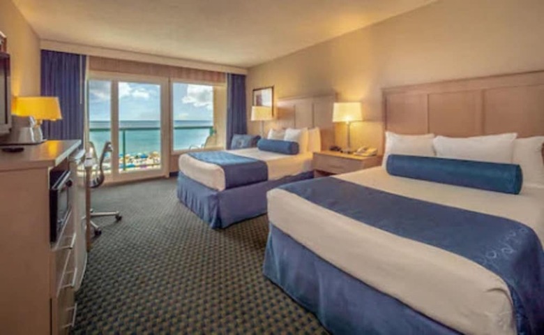 Atlantic Sands Hotel And Conference Center