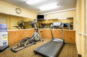 Hotel Quality Inn And Suites North/polaris