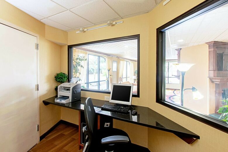 Motel Quality Inn & Suites Civic Center