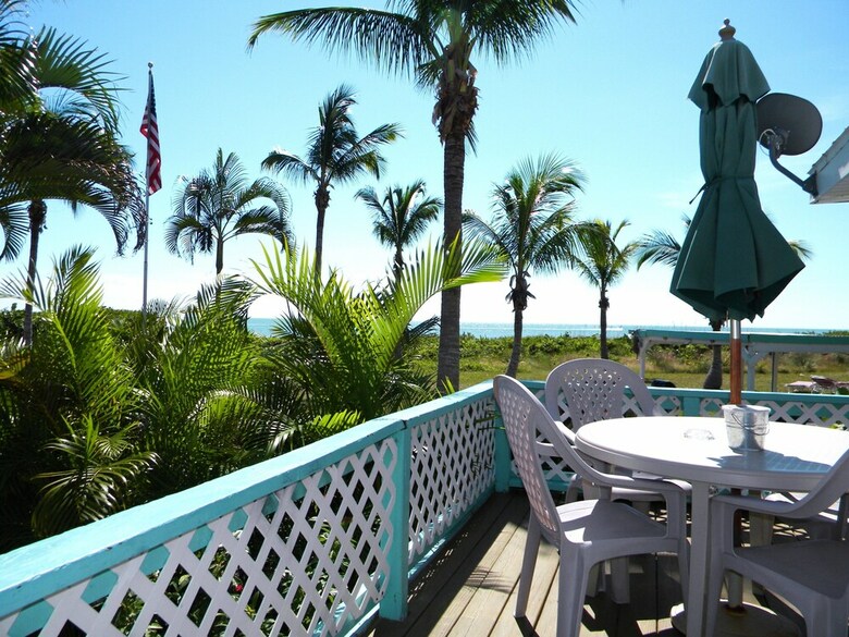 Gulf Breeze Cottages