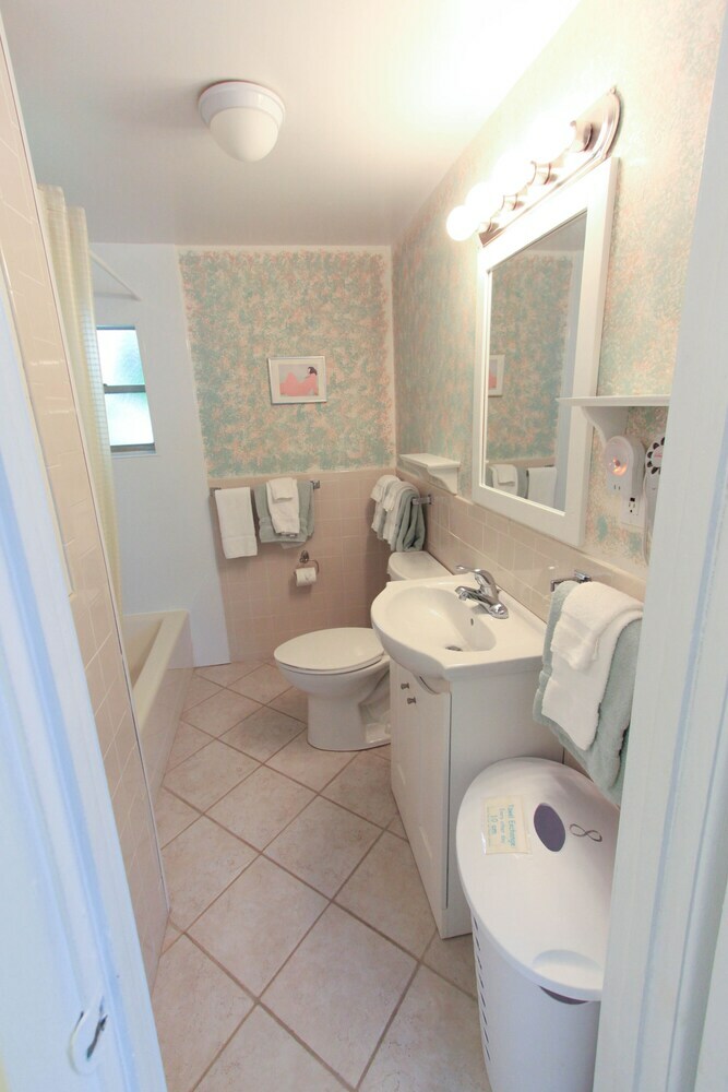 Gulf Breeze Cottages