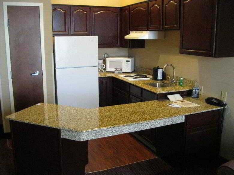 Hotel Best Western Plus Hannaford Inn & Suites
