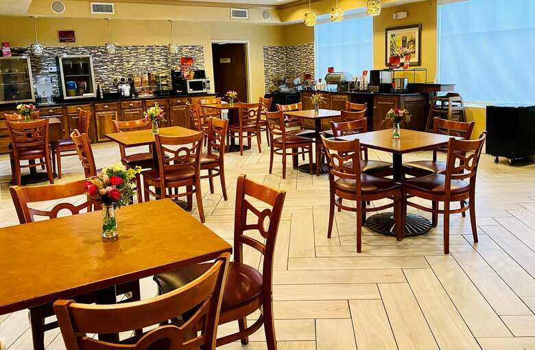 Hotel Best Western Plus Hannaford Inn & Suites
