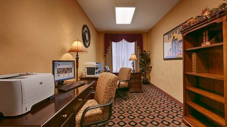 Hotel Best Western Plus Hannaford Inn & Suites