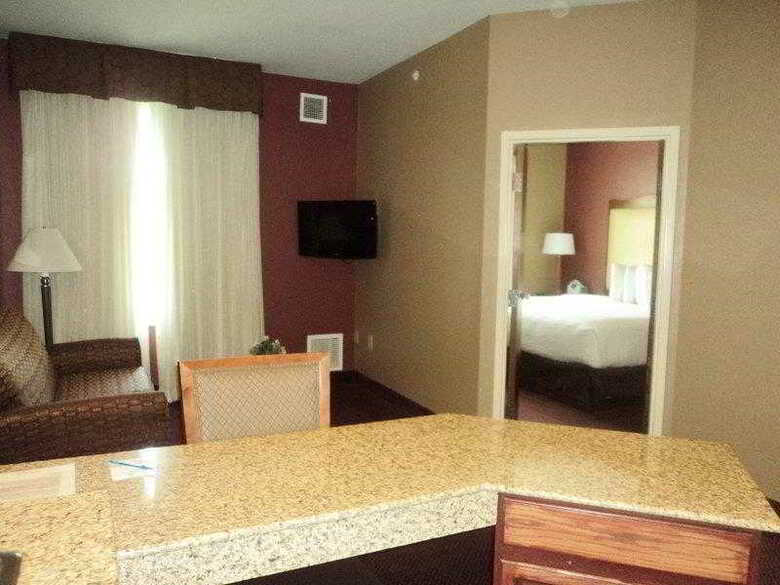 Hotel Best Western Plus Hannaford Inn & Suites