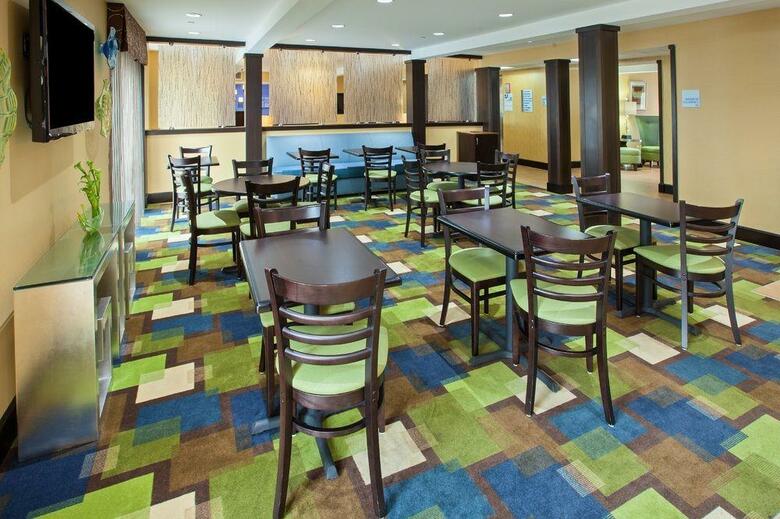 Hotel Holiday Inn Express - Bowling Green